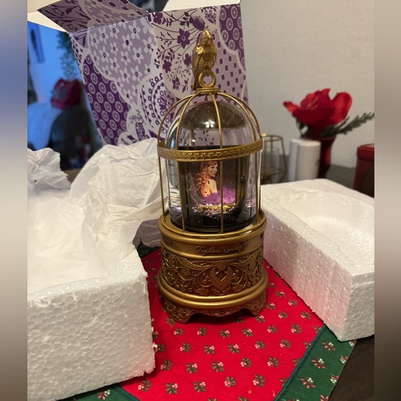 Taylor Swift Speak Now (Taylor's Version) Frame Snowglobe - Picture 4 of 8